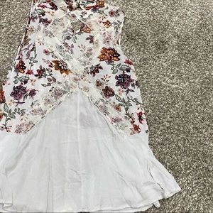 White Floral Lace Tank Daytrip size S